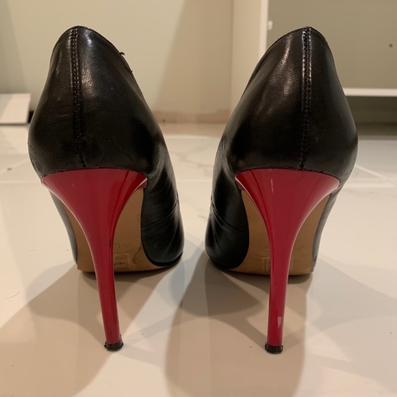 ALDO Black Pumps & Red Patent Heels - Picture 4 of 4